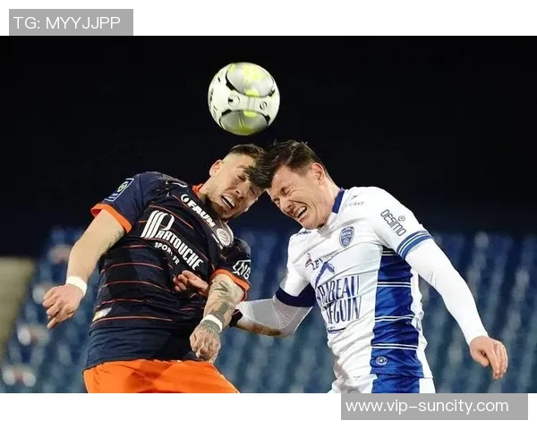 曼城与摩纳哥争夺法乙特鲁瓦18岁前锋德托贝特的转会机会