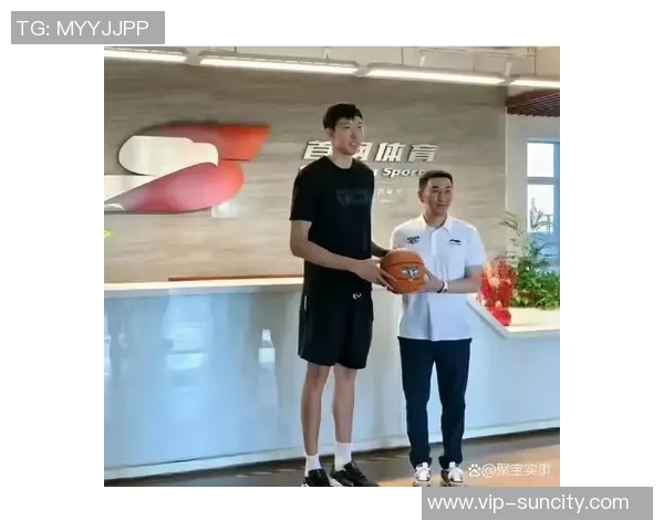 记者分析赵睿周琦组合优势明显应尽快更换小外援以充分利用豪华阵容 记者分析赵睿周琦组合优势明显应尽快更换小外援以充分利用豪华阵容