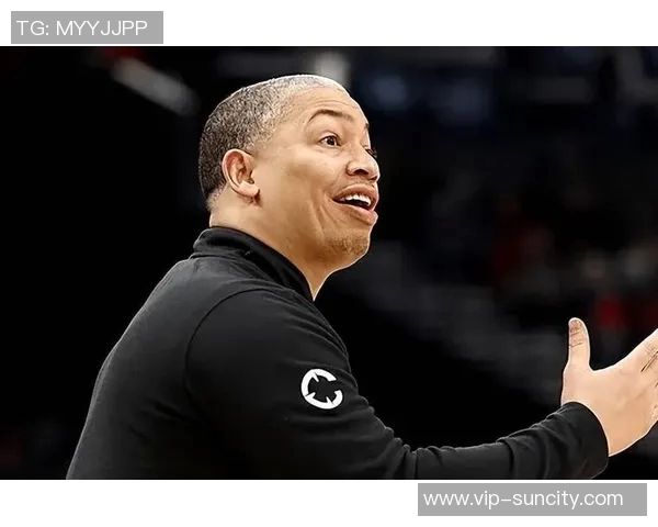 泰伦卢赞尼德豪泽拼劲十足能量满满抢板盖帽表现出色贡献六个进攻篮板 泰伦卢赞尼德豪泽拼劲十足能量满满抢板盖帽表现出色贡献六个进攻篮板