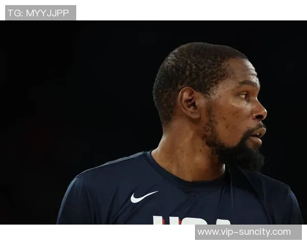 尊重与荣耀开拓者主场为杜兰特热烈鼓掌KD深情回馈致敬 尊重与荣耀开拓者主场为杜兰特热烈鼓掌KD深情回馈致敬